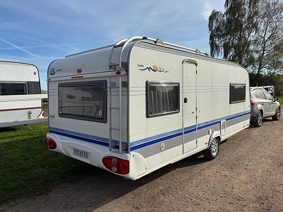 Hobby 560 UFF Exclusive Queensbed Förtält Aircondition 10 of 11