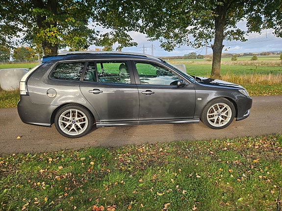 Saab 9-3 8 of 17