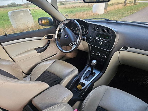 Saab 9-3 10 of 17