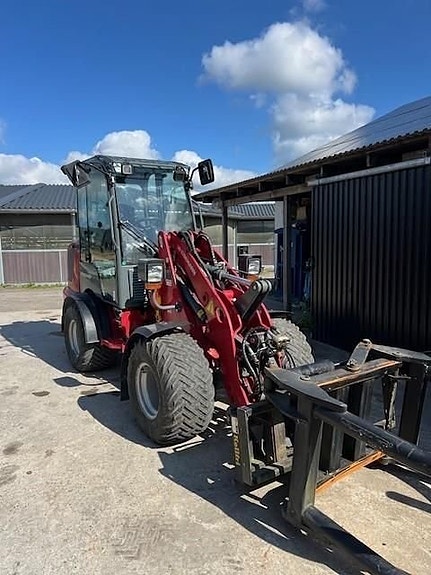 Weidemann 1880 KOMPAKTLASTARE SMS