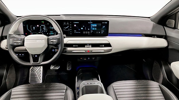 Kia EV4 11 of 16