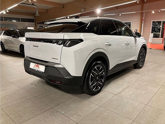 Peugeot 3008 4 of 4
