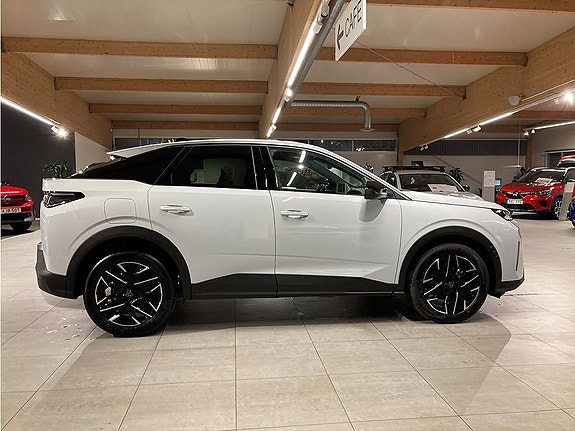 Peugeot 3008 3 of 4