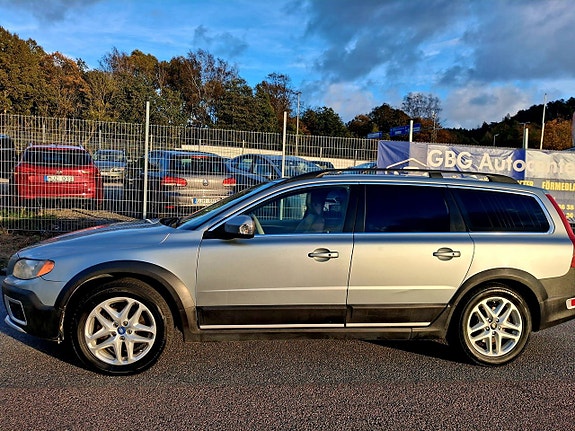 Volvo XC70 6 of 19
