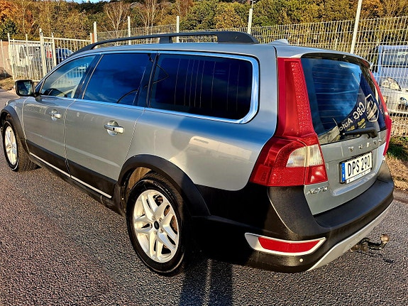 Volvo XC70 7 of 19