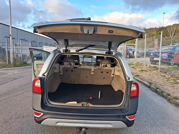 Volvo XC70 5 of 19