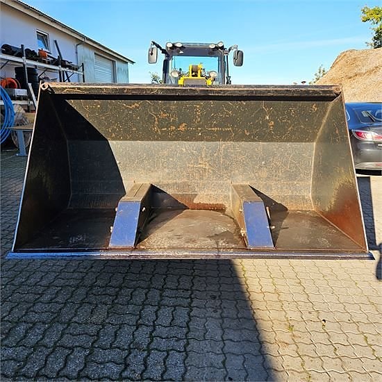 Alö 230 - Højtip skovl / High tip bucket 2 of 5