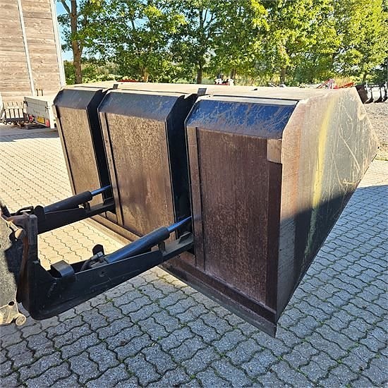 Alö 230 - Højtip skovl / High tip bucket 7 of 17