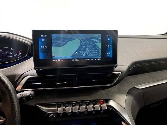 Peugeot 5008 9 of 15