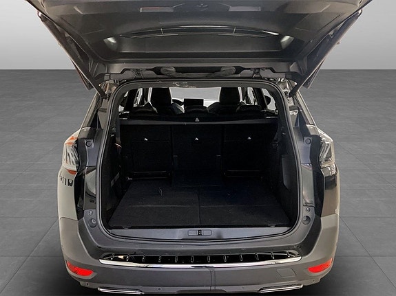 Peugeot 5008 15 of 15