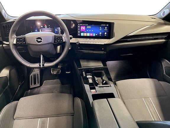 Opel Astra 6 of 19