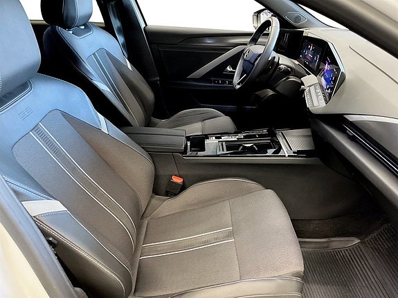Opel Astra 15 of 19