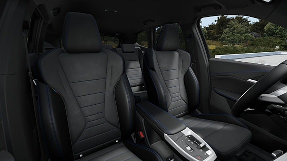BMW iX1 9 of 14