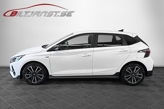 Hyundai i20 2 of 5