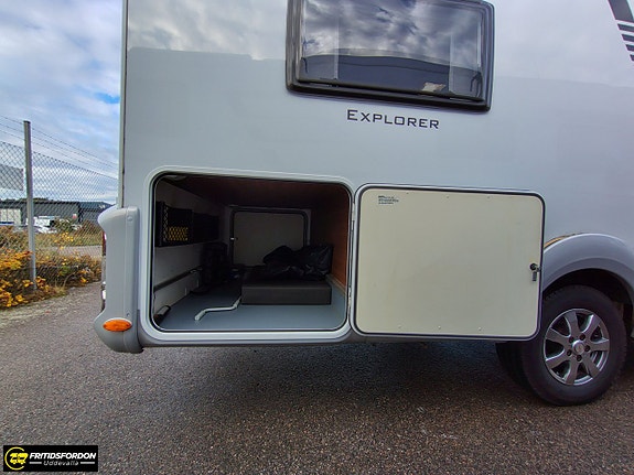 LMC I 745 Explorer Sportline, Automat, Låga enkelbäddar 6 of 21