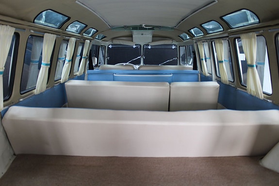 Volkswagen Transporter 17 of 19