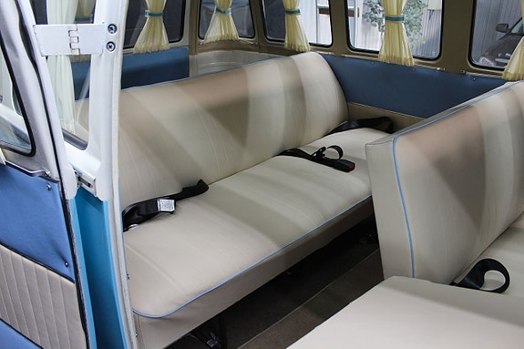 Volkswagen Transporter 16 of 19