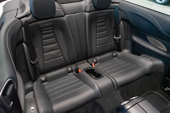 Mercedes-Benz E300 20 of 21