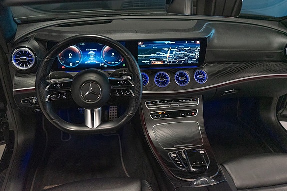 Mercedes-Benz E300 15 of 21