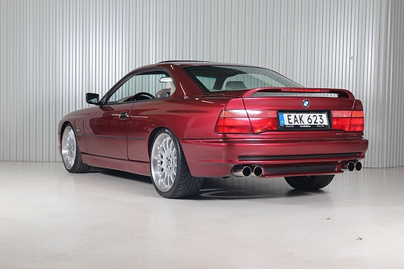 BMW 850i 5 of 5