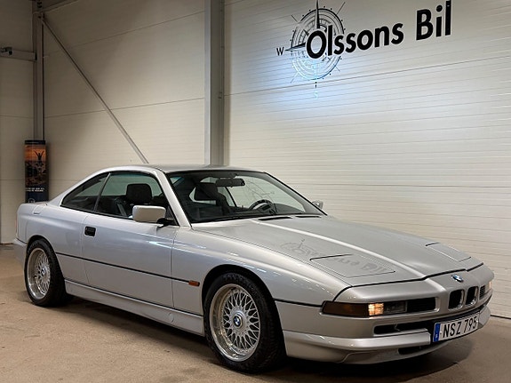BMW 850i 8 of 16