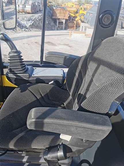 Bomag BW213D-5 10 of 15