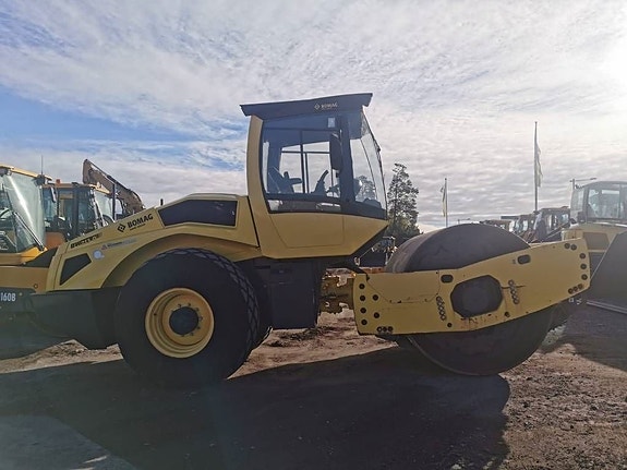 Bomag BW213D-5 3 of 15