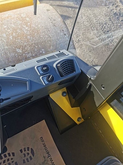 Bomag BW213D-5 9 of 15