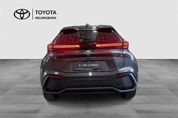 Toyota C-HR 5 of 5