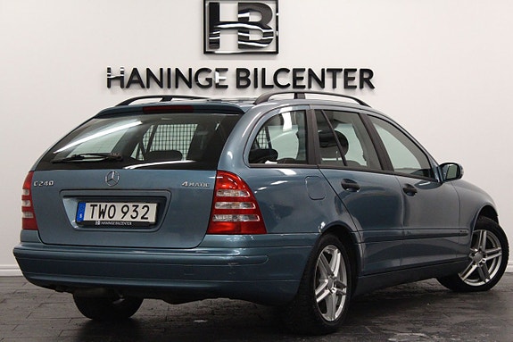Mercedes-Benz C240 5 of 22