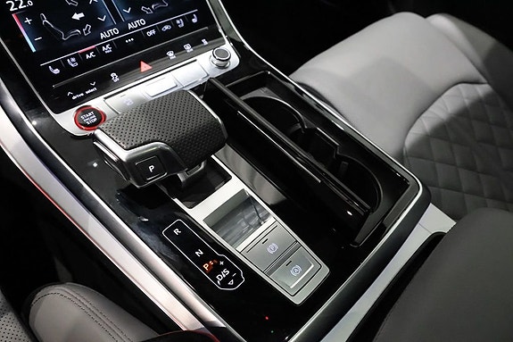 Audi SQ7 25 of 27