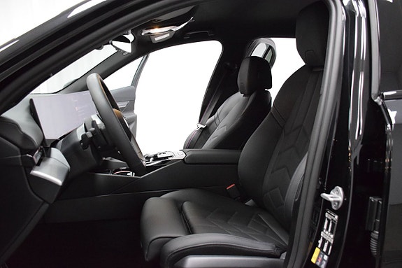 BMW 550e 2 of 26