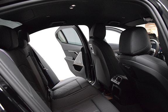 BMW 550e 22 of 26