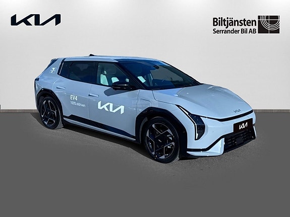 Kia EV4 8 of 19