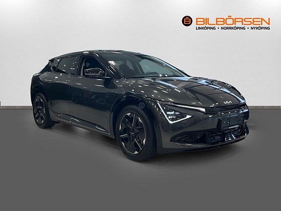 Kia EV6 3 of 18