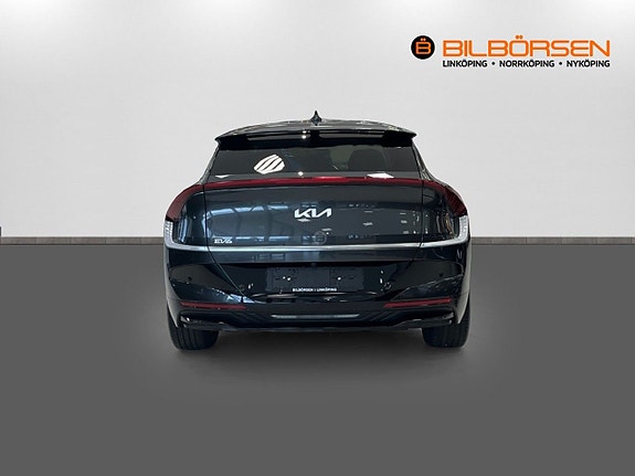 Kia EV6 5 of 18