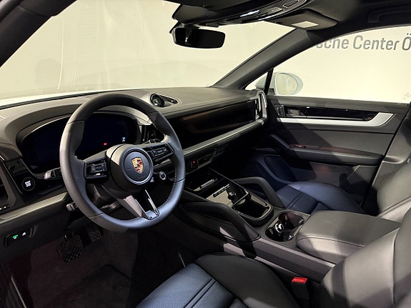 Porsche Cayenne Coupe 9 of 15