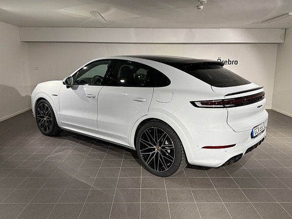 Porsche Cayenne Coupe 2 of 5