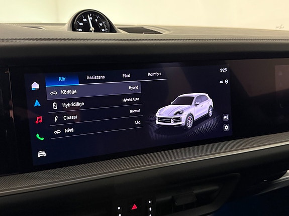 Porsche Cayenne 13 of 16