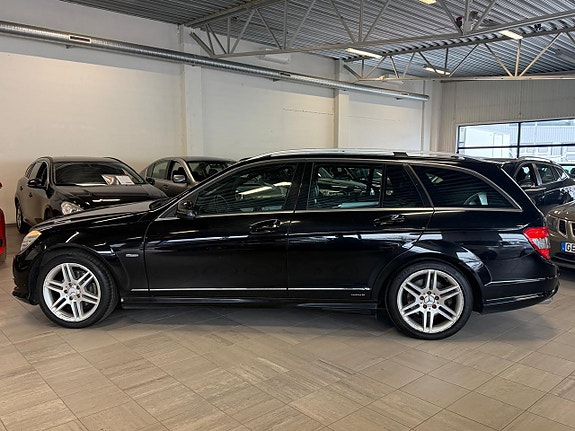 Mercedes-Benz C180 2 of 5