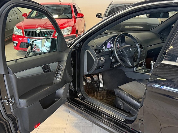 Mercedes-Benz C180 6 of 18