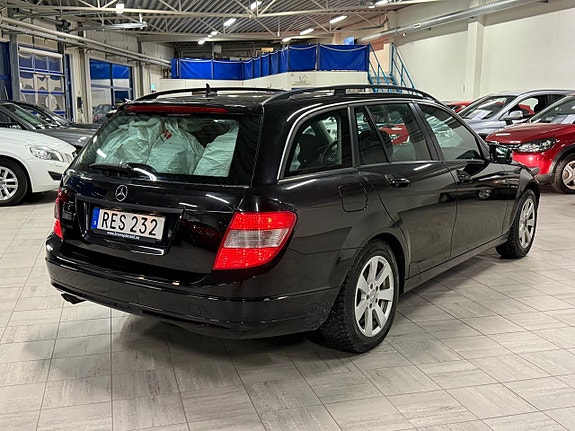 Mercedes-Benz C200 3 of 14