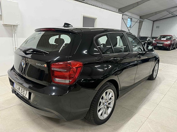 BMW 116d 6 of 10