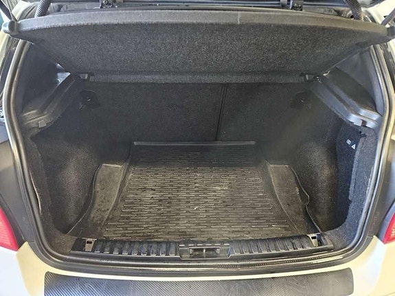 BMW 120 10 of 14