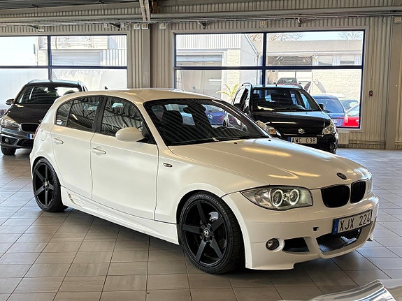 BMW 120 3 of 14