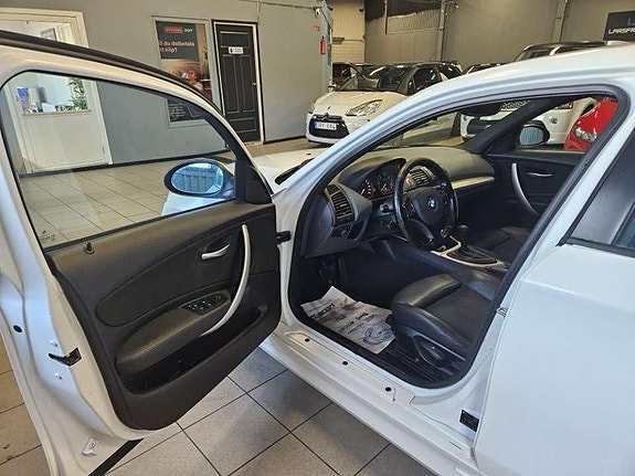 BMW 120 5 of 14