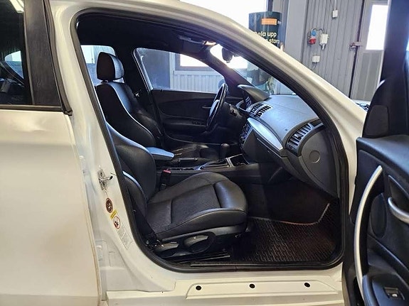 BMW 120 14 of 14