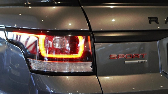 Land Rover Range Rover Sport 7 of 16