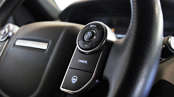 Land Rover Range Rover Sport 9 of 16