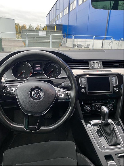 Volkswagen Passat 5 of 5